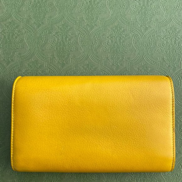 BALENCIAGA Yellow Clutch Wallet With Chain - Picture 3 of 15